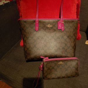 Monogram Coach Tote with wristlet wallet 💜 🤎